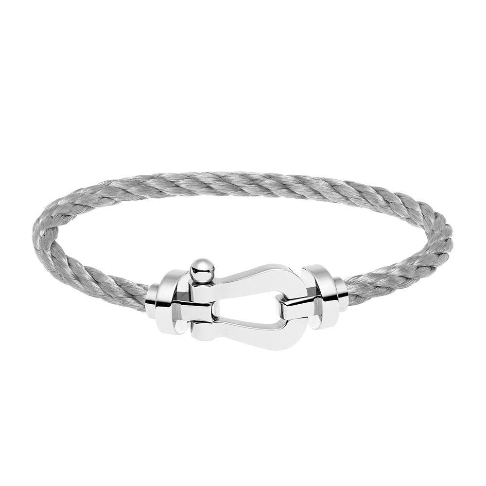Bracelet Câble Argenté
& Fermoir Chromé en Acier Inoxydable